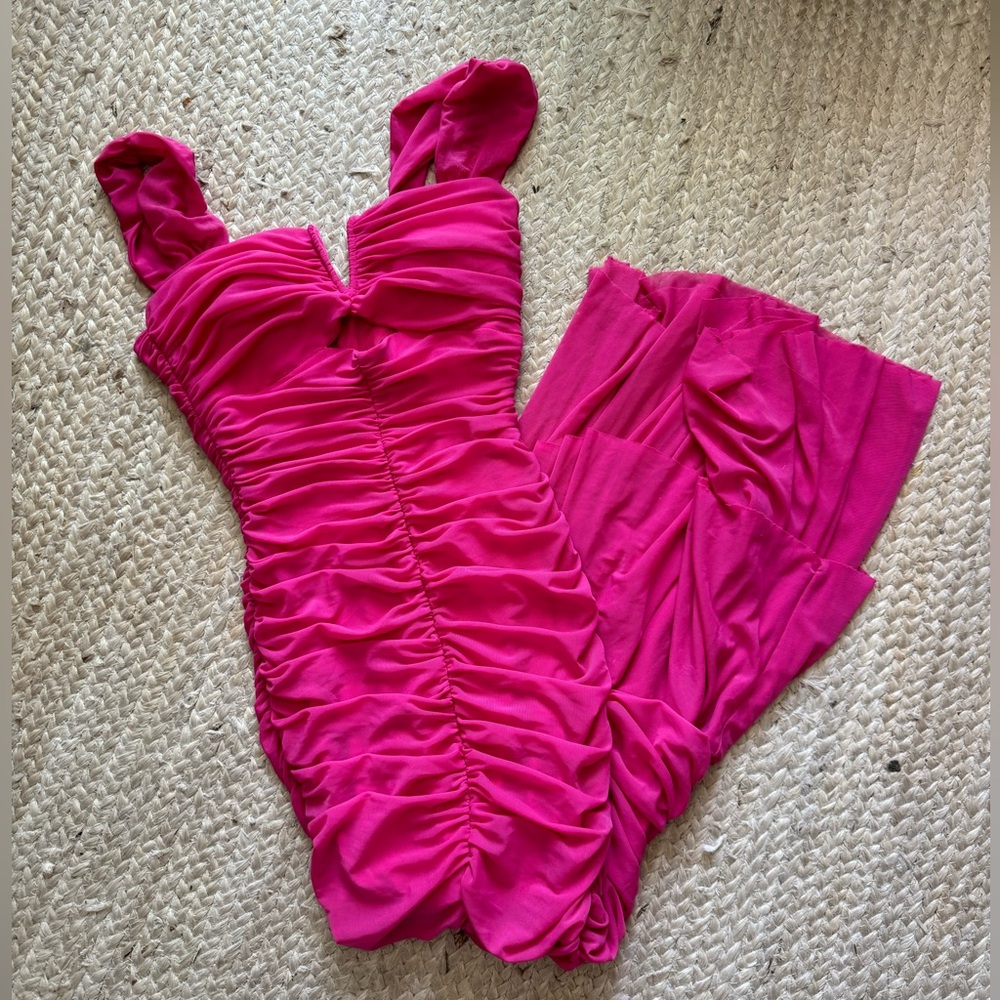 Hello Molly ruched dress!